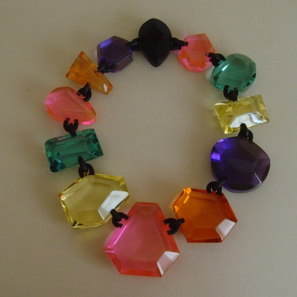 MONIES Gerda Lynggaard Vibrant Multi-Colored Lucite Necklace - Picture 6 of 16